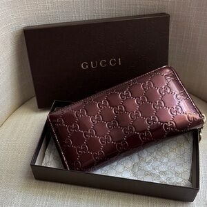 GUCCI Micro GG Guccissima Patent Leather Zip Around Long Wallet with Box